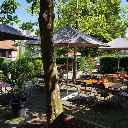 Gasthof Zur Strass Eugendorf Zewnętrze zdjęcie