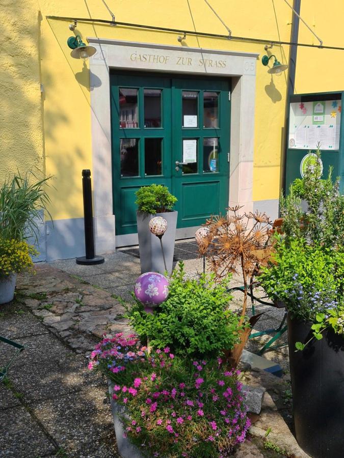 Gasthof Zur Strass Eugendorf Zewnętrze zdjęcie